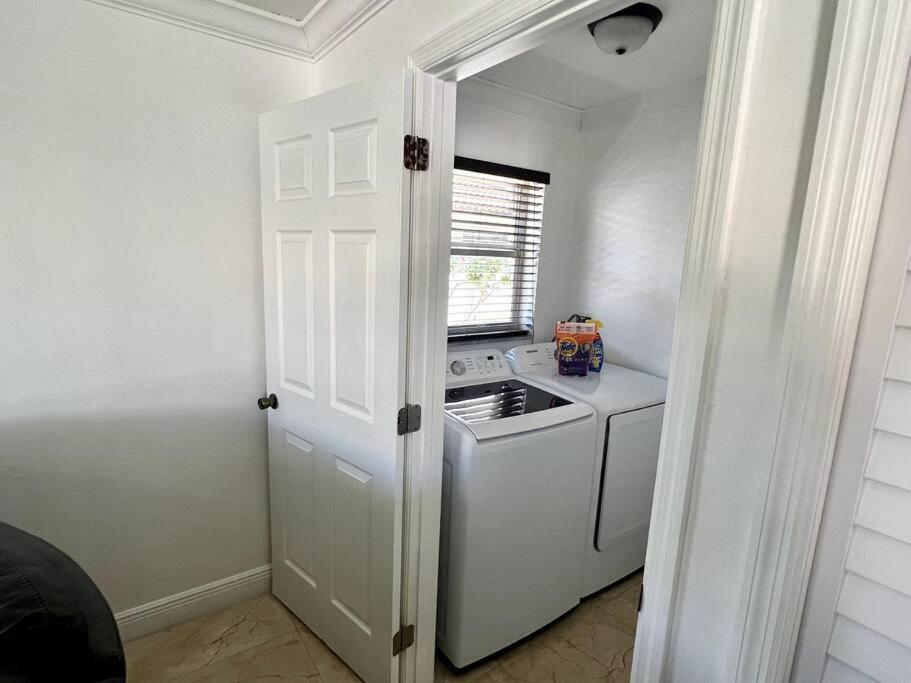 Sunny Getaway: Relaxing Miami Home Tamiami Zewnętrze zdjęcie