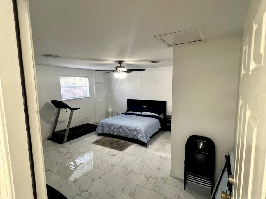 Sunny Getaway: Relaxing Miami Home Tamiami Zewnętrze zdjęcie